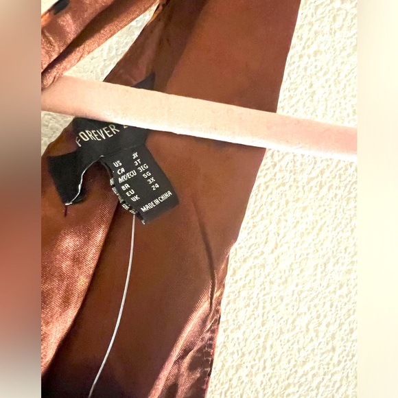 Forever 21 One Pc Jump Suit - Picture 4 of 6